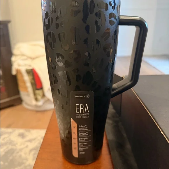 ERA 40 oz tumbler with handle and straw new - Picture 10 of 10